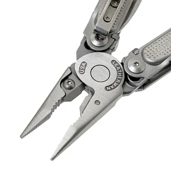 Мультитул Leatherman Free P2 832638