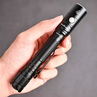 Ручной фонарь Fenix LD22 V2.0