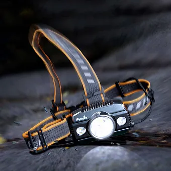 Налобный фонарь Fenix HP30R V2.0