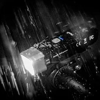 Велосипедный фонарь Fenix BC25R