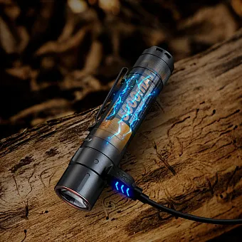 Ручной фонарь Fenix E35R
